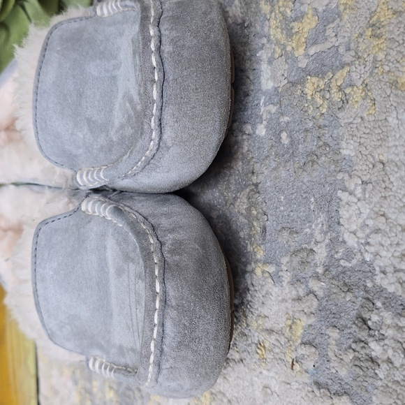 UGG Ansley Light Gray Moccasin Loafers - Picture 8 of 15